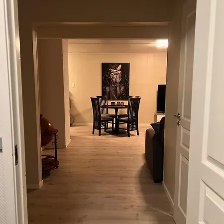 Apartment Koselig Leilighet Med Utsikt